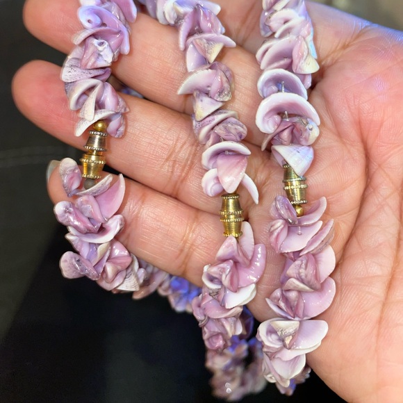 Vintage Shell Lavender Necklace adjustable length - Picture 6 of 7